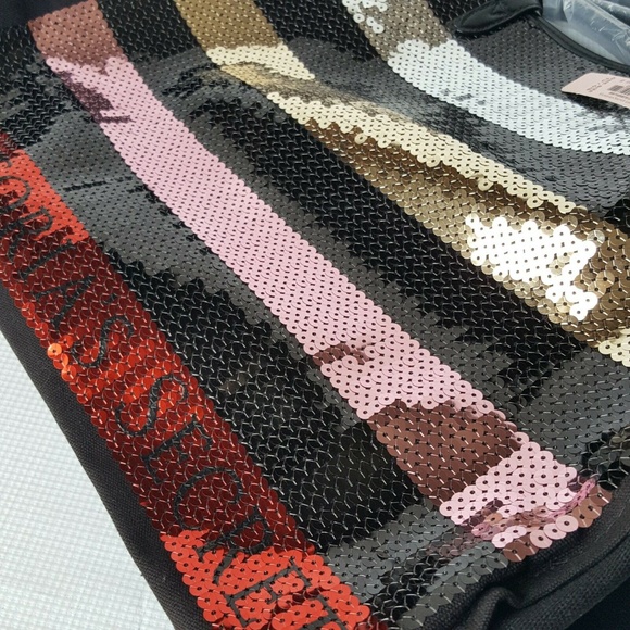 Victoria’s Secret Tote Bag With Cosmetic Pouch - Picture 4 of 8